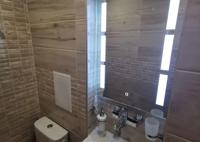 D1 Loft-top Center With Free Parking *