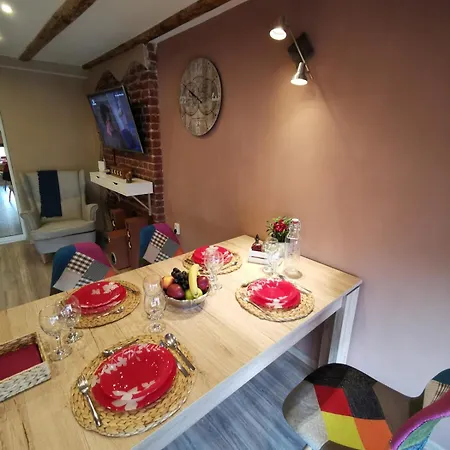 D1 Loft-top Center With Free Parking *